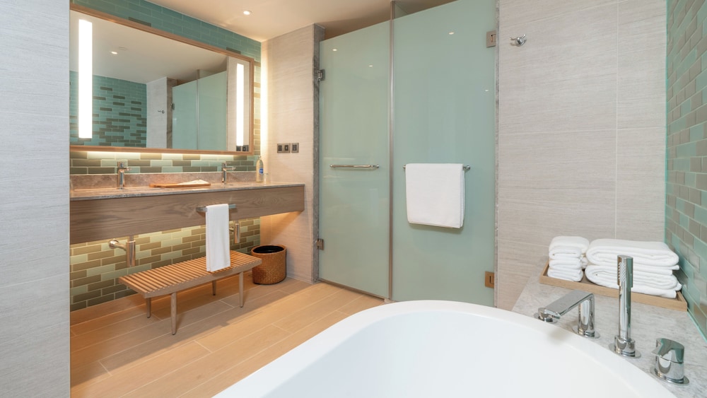 Suite, 2 Bedrooms (Playground View) - Photo 7