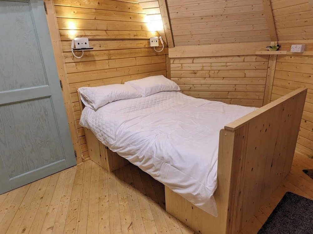 Family Cabin, 1 Bedroom, Kitchenette, Garden View photo 2