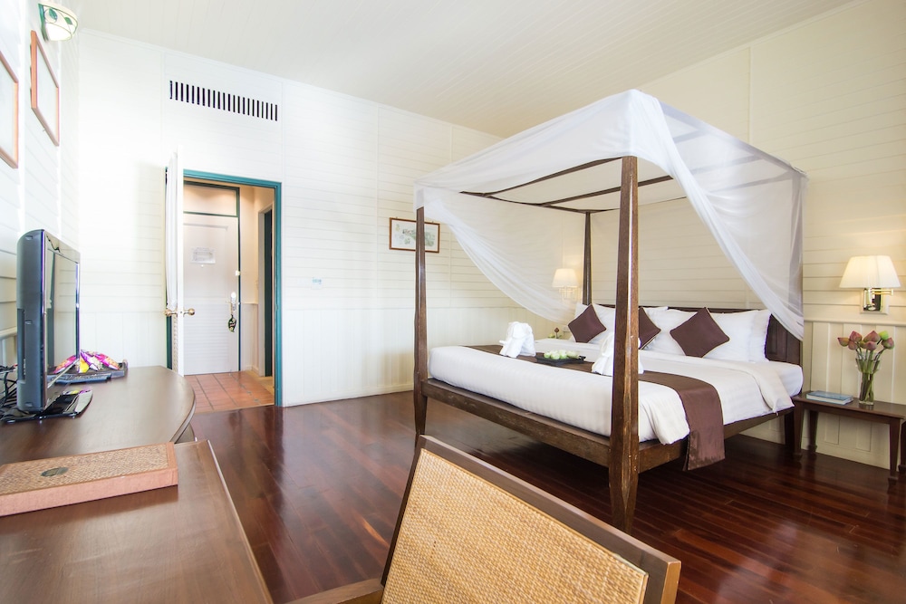 Deluxe Room - Photo 4