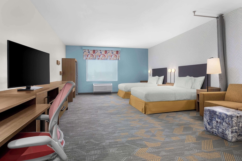 Studio, 2 Queen Beds, Accessible, Bathtub (Mobility & Hearing) photo 1