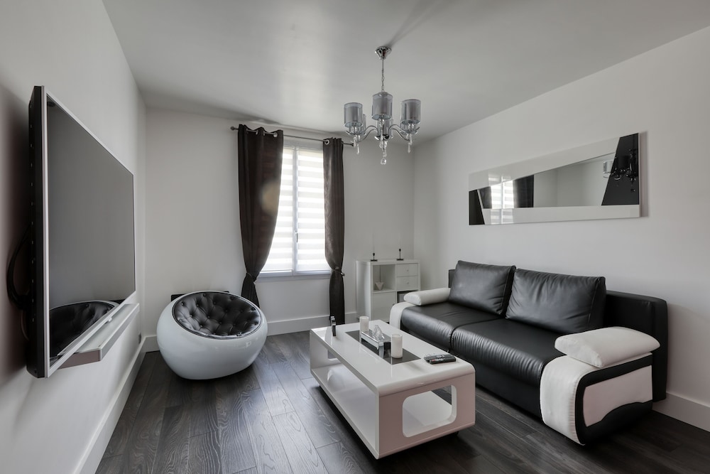 Deluxe Apartment, Ensuite, City View (Suite & spa) photo 2