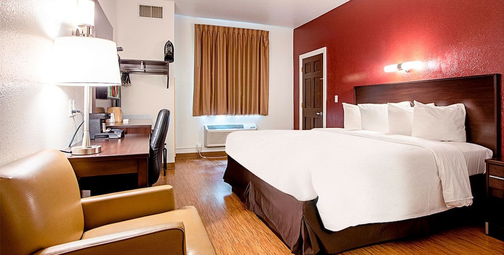 Deluxe Single Room, 1 King Bed, Non Smoking - Photo 2