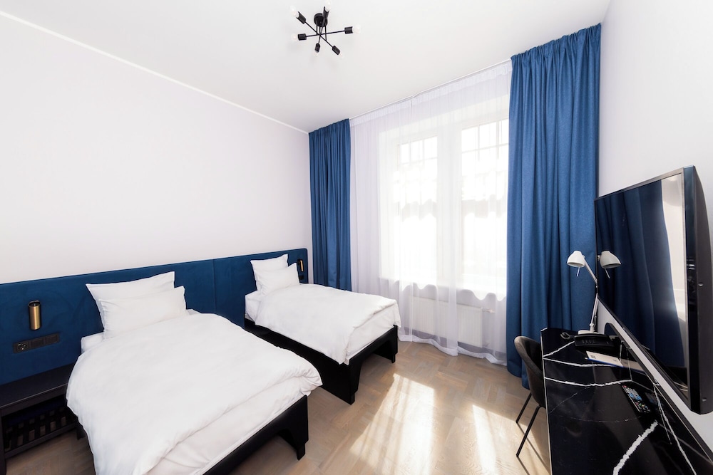 Classic Room, 2 Twin Beds - Photo 1