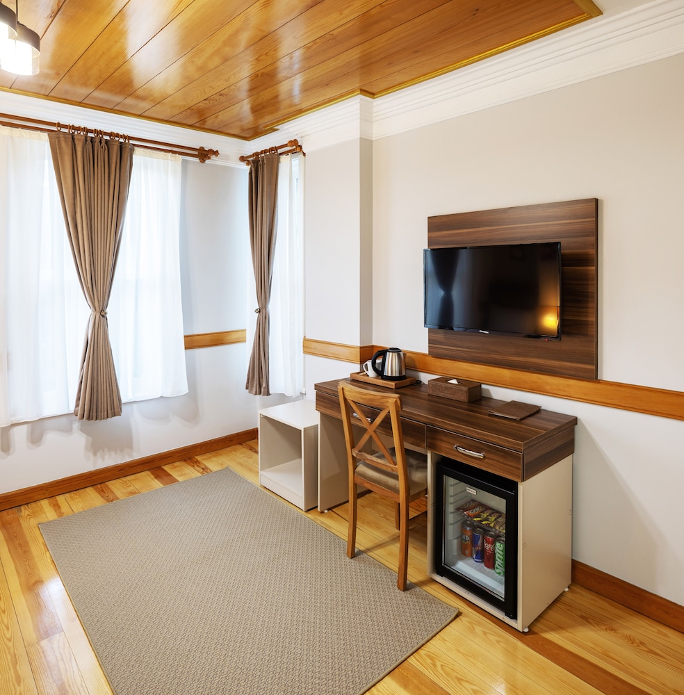 Standard Triple Room photo 3