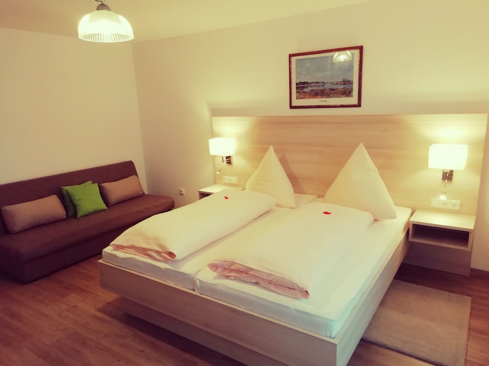 Double Room photo 3