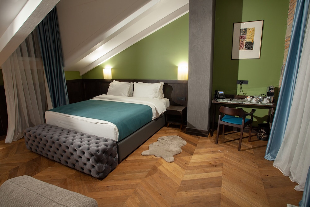 Suite photo 2