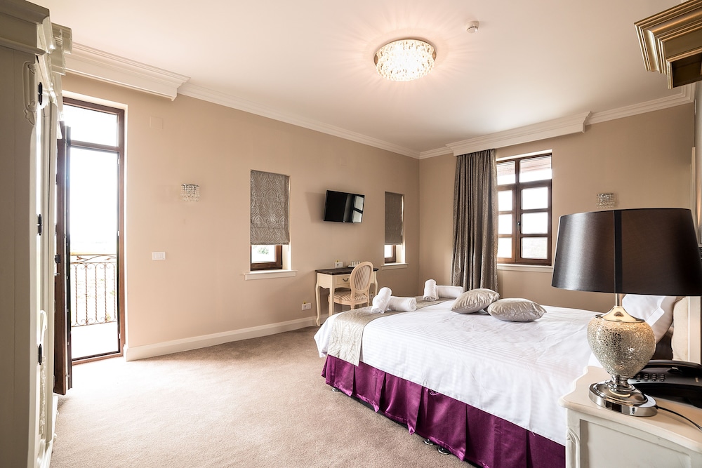 Family Suite photo 2