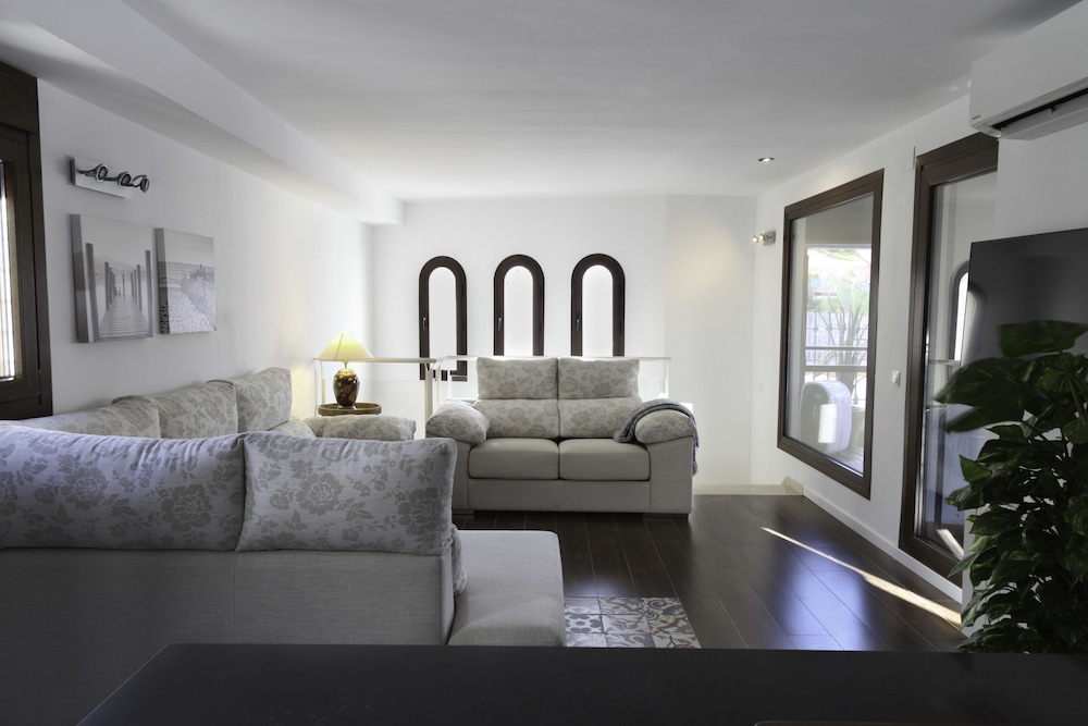 Deluxe Penthouse, 3 Bedrooms