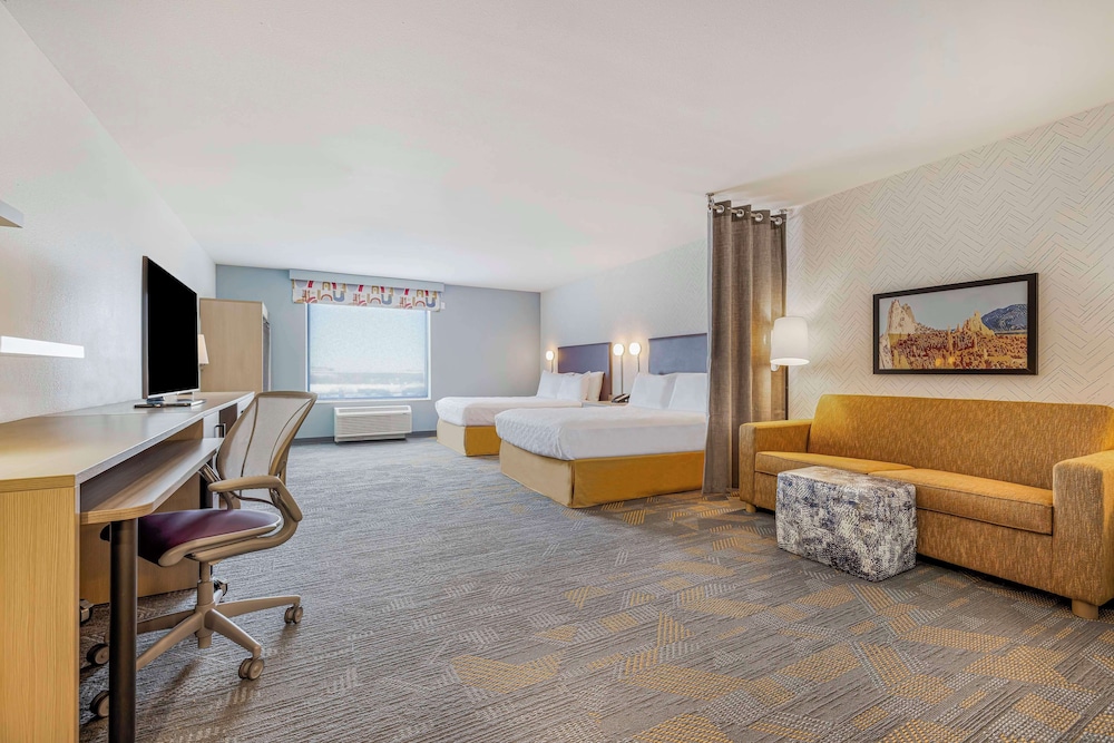 Studio, 2 Queen Beds, Accessible, Bathtub (Mobility & Hearing) photo 3