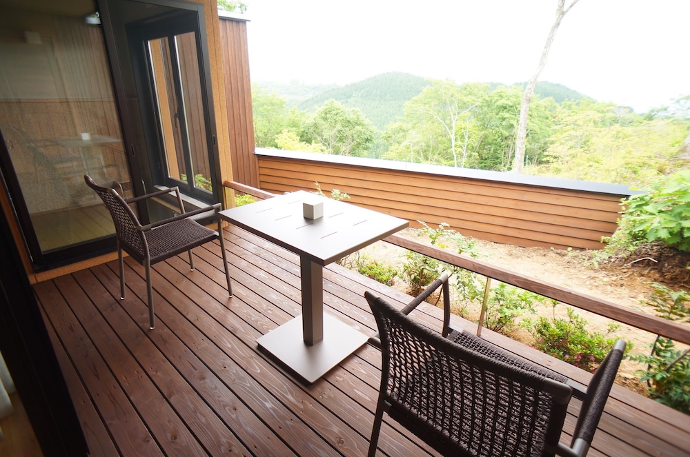 Superior Twin Room with Private Bathroom -(Hinoki) photo 2