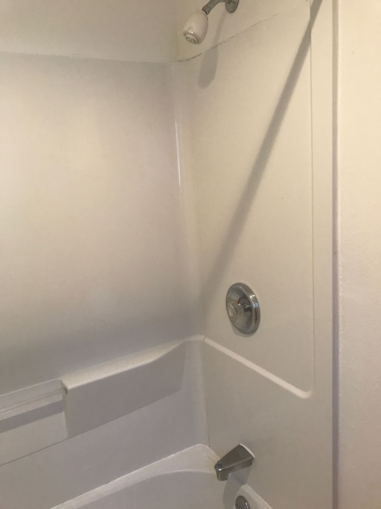 Single Room, 1 King Bed photo 3