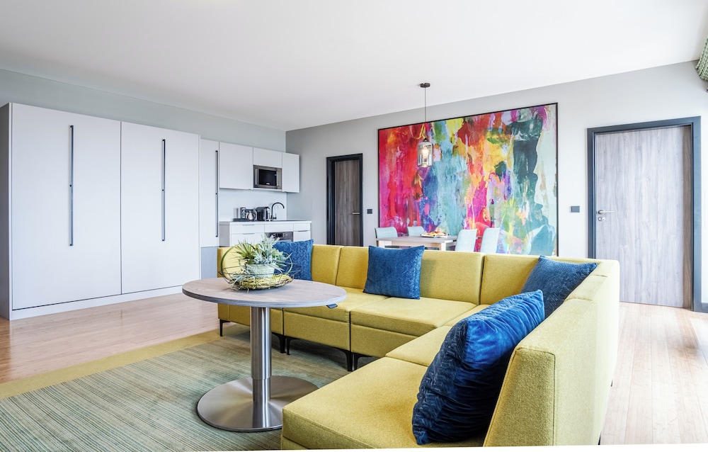 Two-Bedroom Apartment - Sea View (Fire Safety Window in one bedroom, cannot be opened)