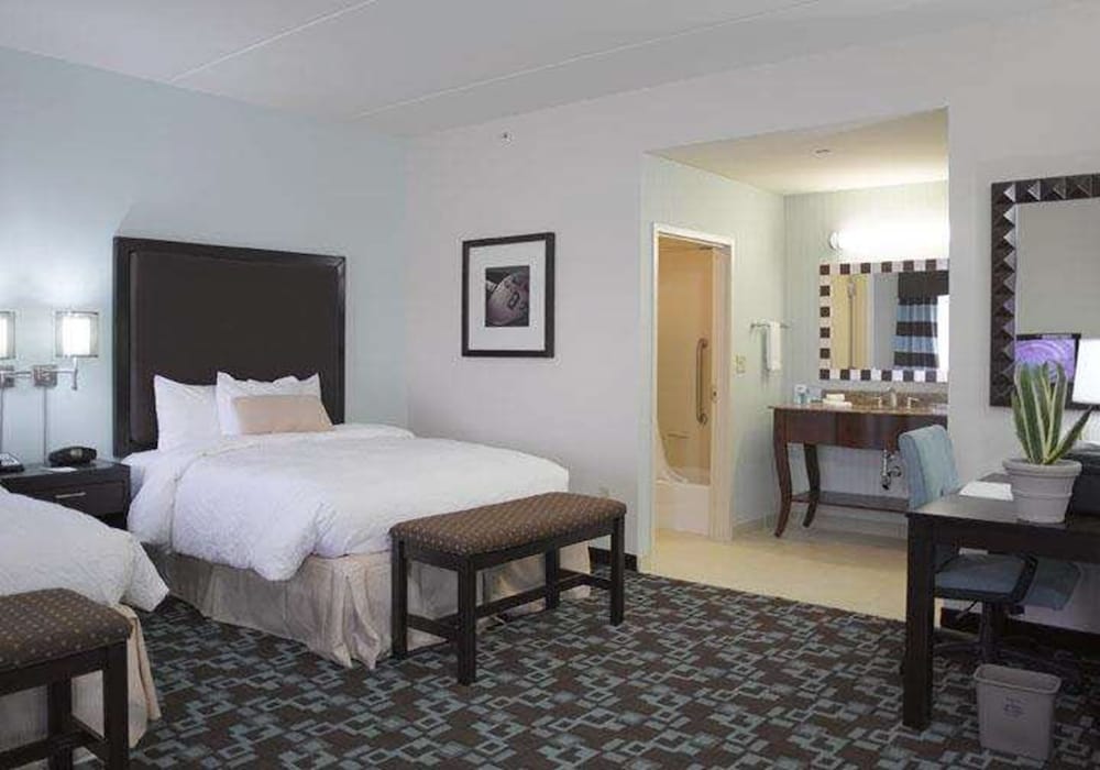 Studio Suite, 2 Queen Beds - Photo 2