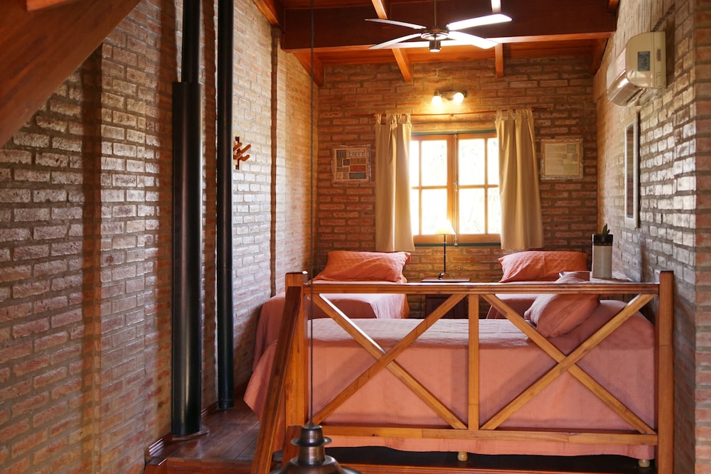 Standard Cabin, Multiple Beds (7) photo 3