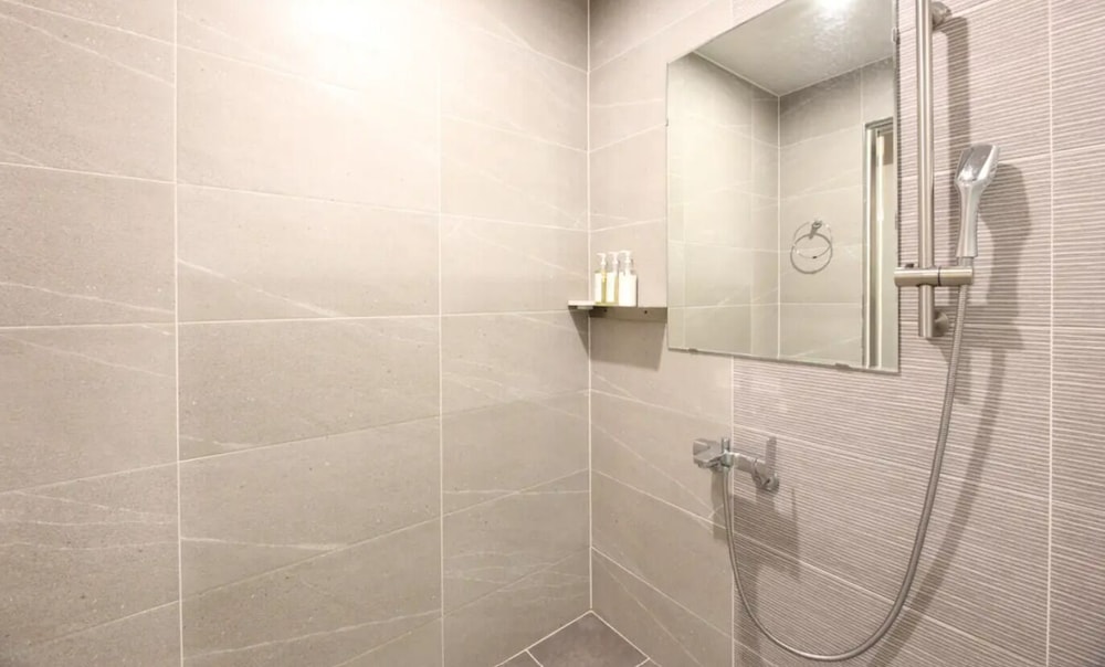 Deluxe Twin Room - Photo 7