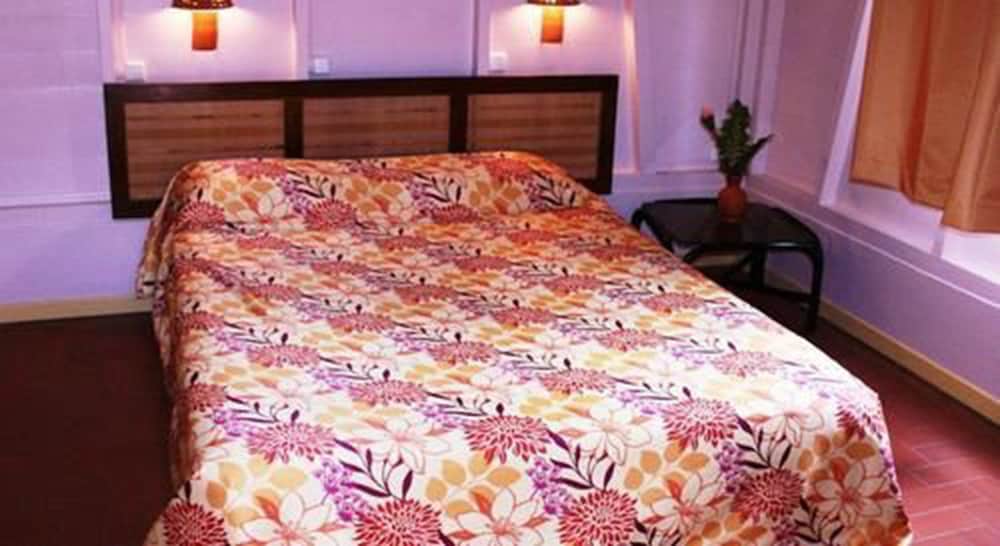Standard Bungalow, 1 Double or 2 Twin Beds photo 1