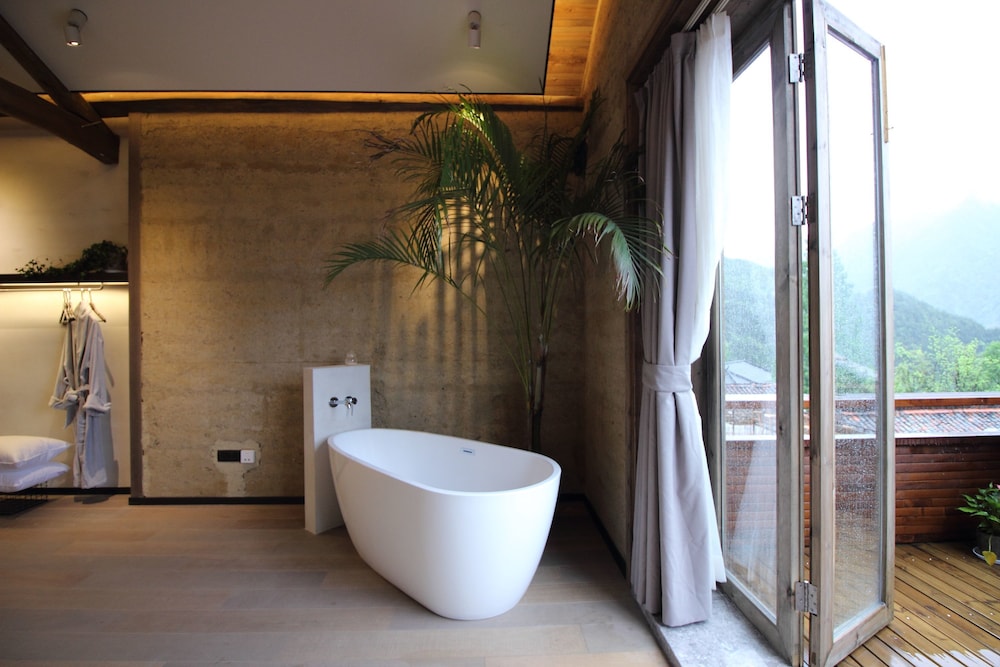 Exclusive Double Room(2nd Floor) photo 2