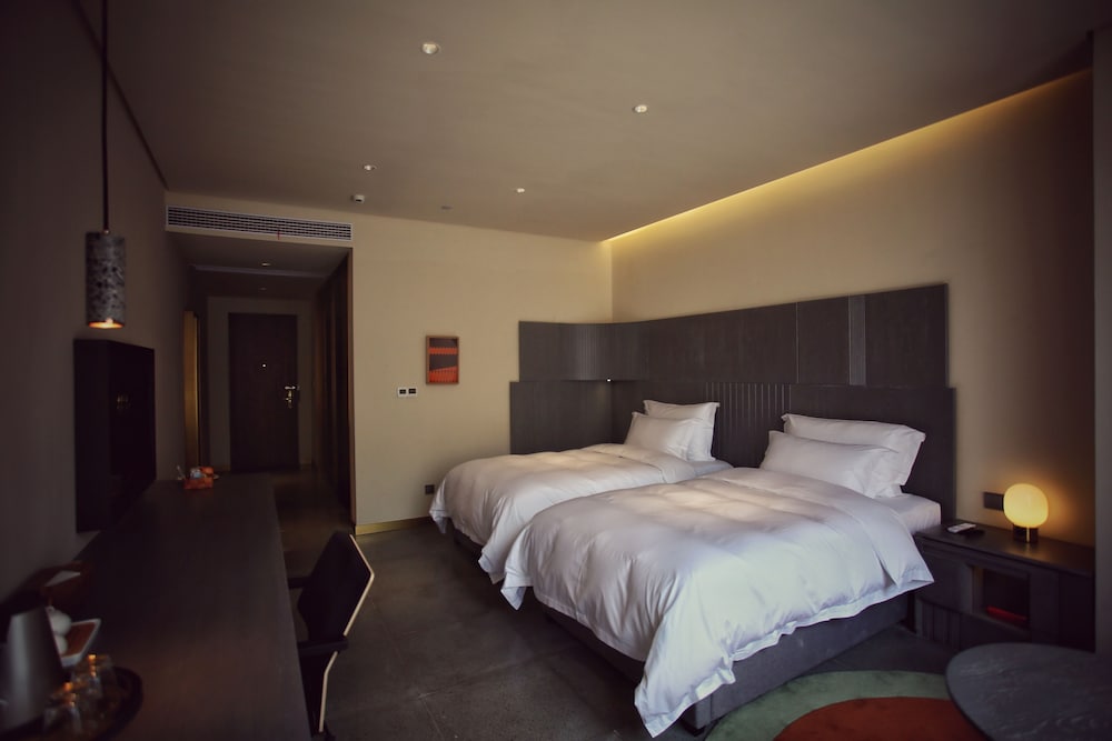 Deluxe Twin Room photo 3