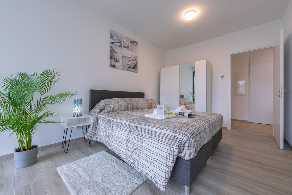 Family Apartment, 1 Bedroom (Beautiful Home)
