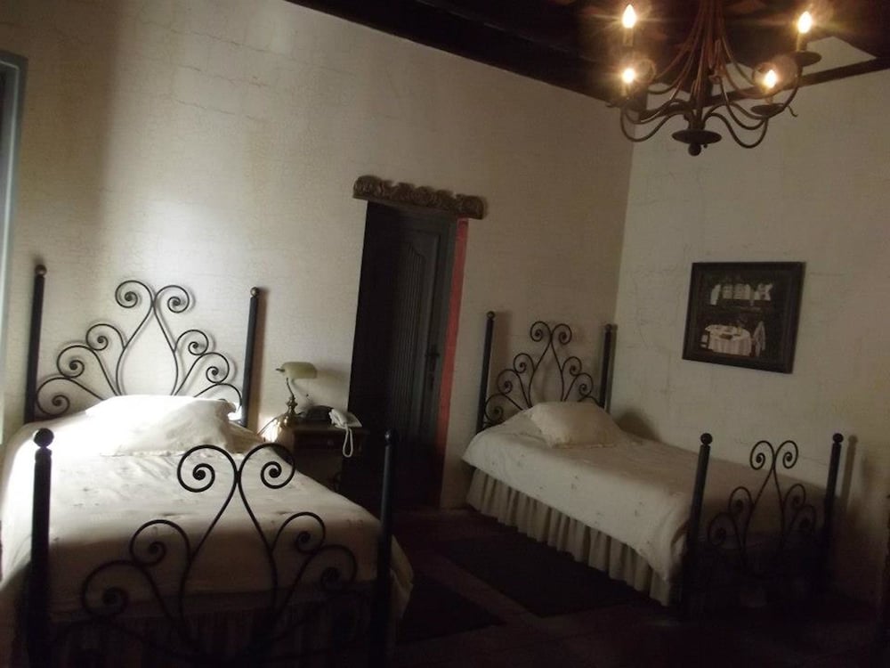 Classic Double or Twin Room, 2 Double Beds, Non Smoking photo 2