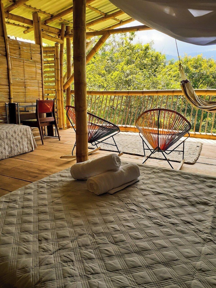 Family Cabin, Balcony, Mountain View photo 2