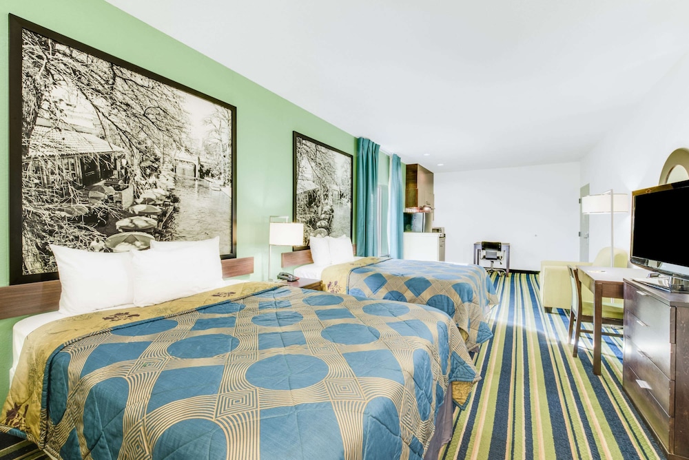 Studio Suite, 2 Queen Beds, Accessible, Non Smoking (Tub with Grab Bars) - Photo 1