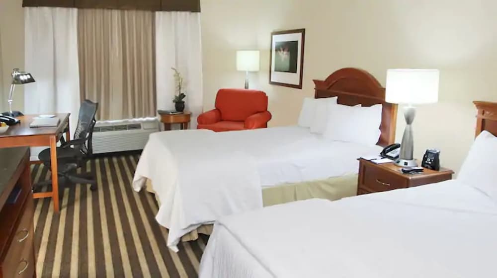 Standard Room, 1 King Bed, Accessible (Roll In Shower) - Photo 3