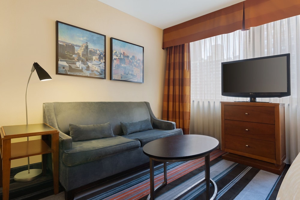 Studio, 1 Queen Bed with Sofa bed (View)