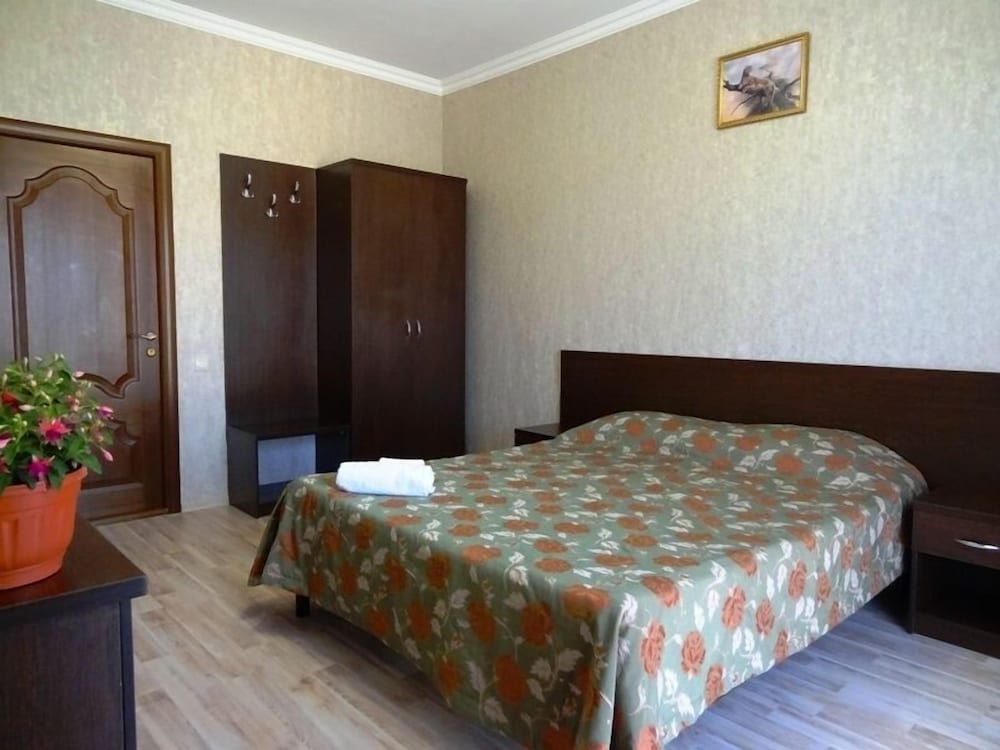 Standard Double Room, Non Smoking, Balcony photo 3