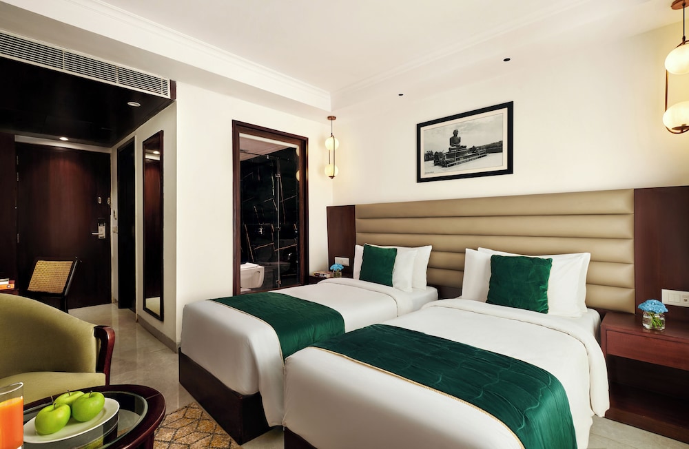 Executive Twin Room - Photo 2