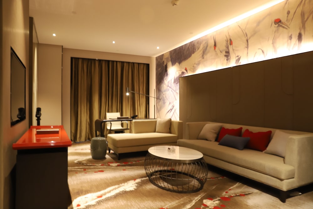 Executive Suite photo 1