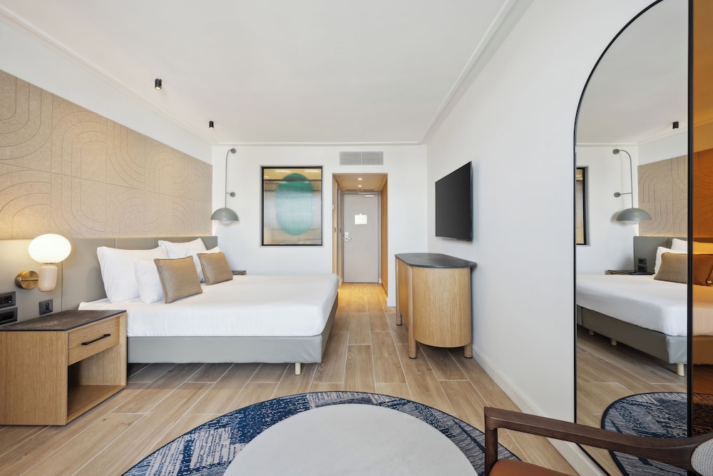 Room, Mountain View