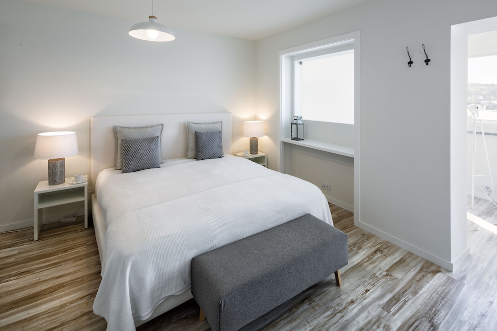 Suíte Deluxe, 1 cama queen, para não fumantes, vista para a cidade