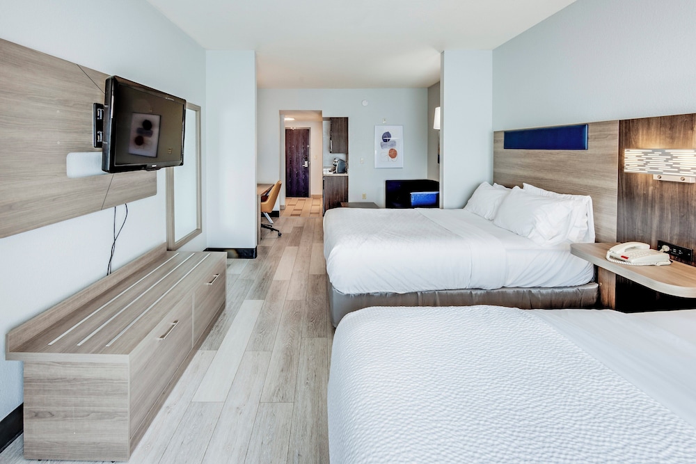 Standard Room, Multiple Beds, Accessible (Communications) - Photo 12