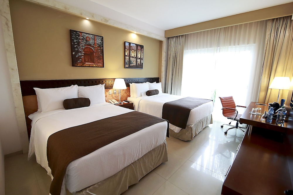 Standard Room, 2 Double Beds (Abolengo) photo 1