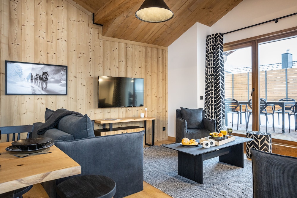 5 rooms for 10 people premium