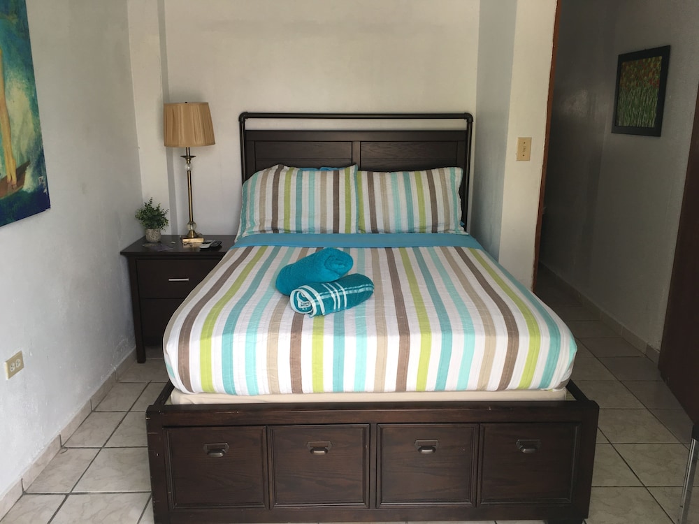 Ss 1c - Standard Room, 1 Full Bed, 1st Floor photo 2