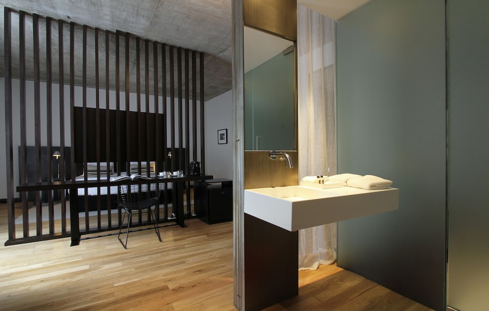 Room, 1 Queen Bed, Corner