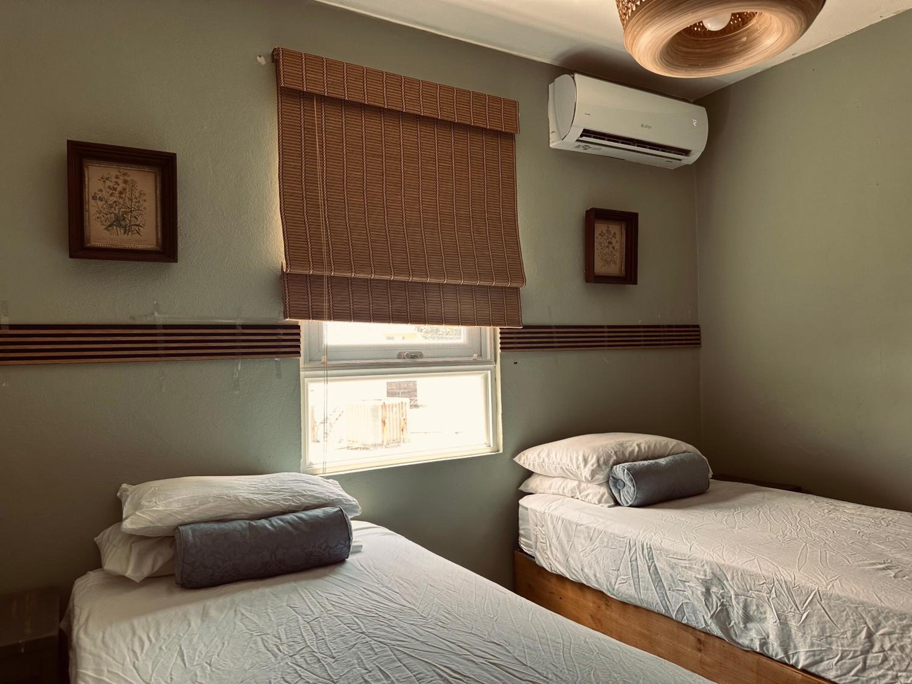 Two-Bedroom House photo 2