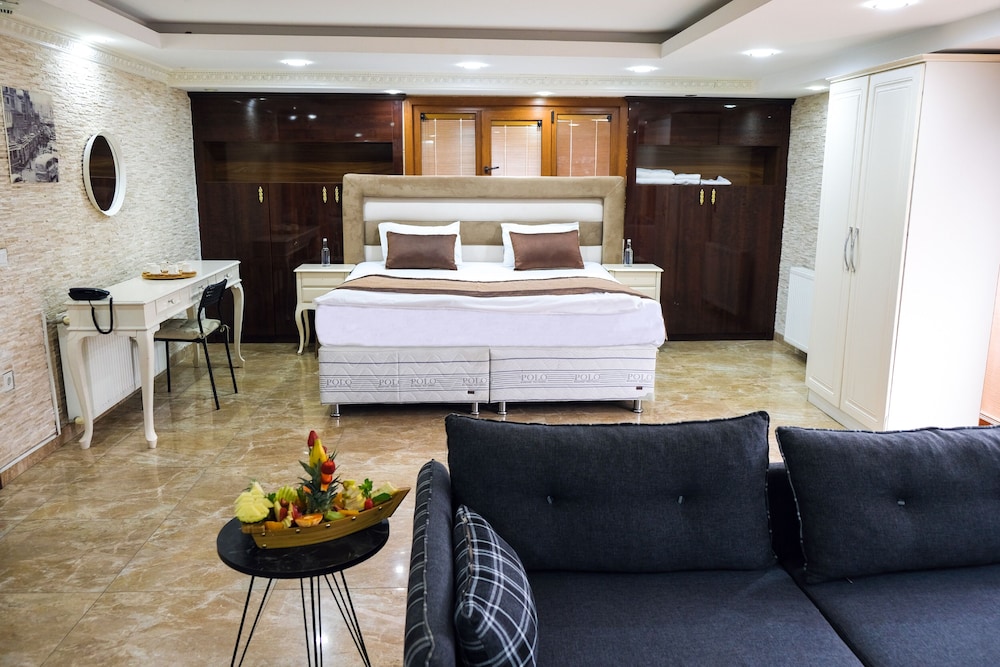 Family Quadruple Room