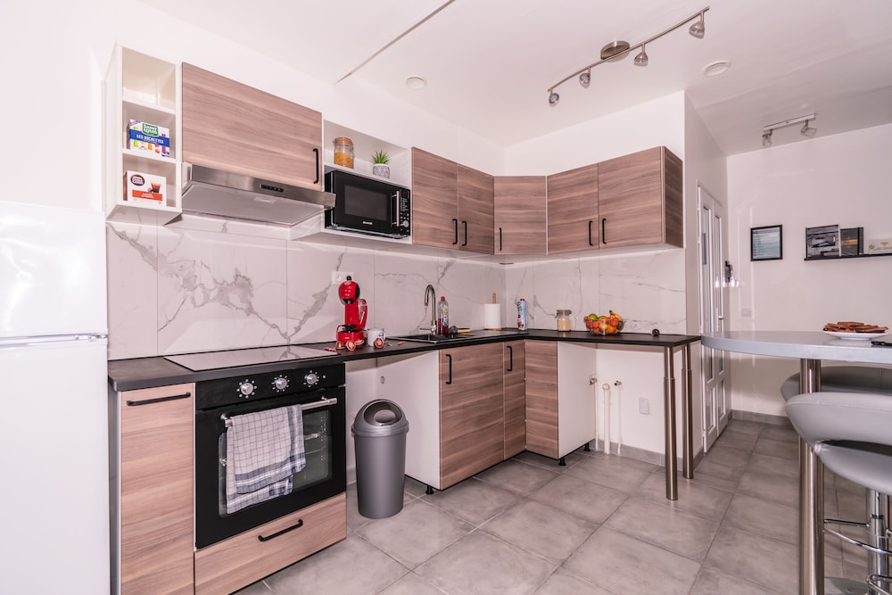 Modern Traveler Apartment - Photo 22
