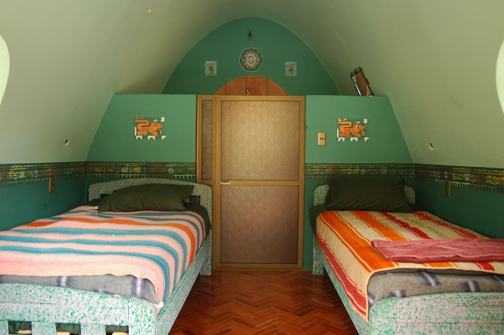 Twin Room, 2 Twin Beds, Mountain View photo 2