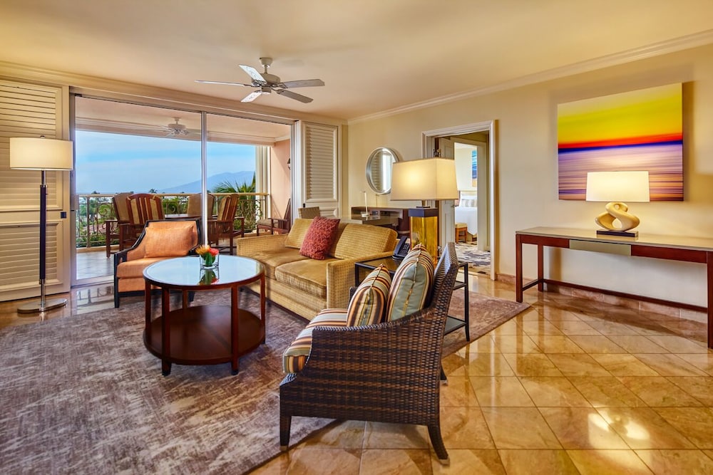 Club Suite, 1 Bedroom, Club Lounge Access, Ocean View (Napua Nani)