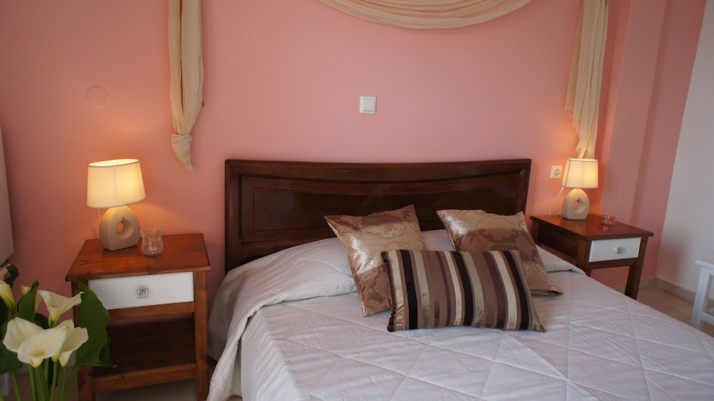 Standard Room photo 2