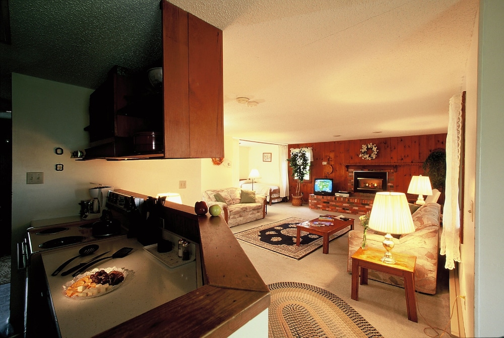 House, 2 Bedrooms, Kitchen photo 3