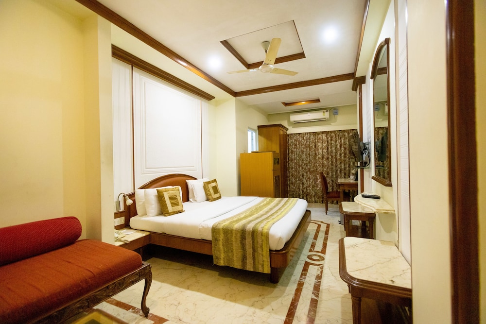 Standard Double or Twin Room - Photo 1