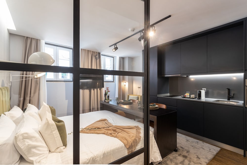 Standard Studio Suite (101) photo 1