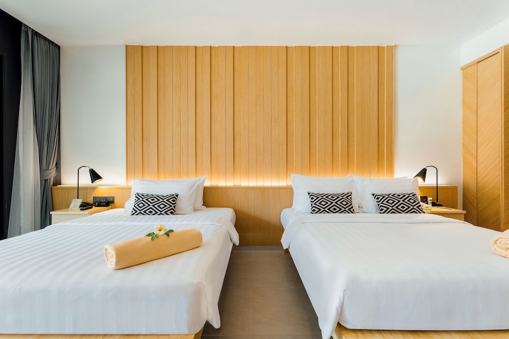 Deluxe Room, 2 Queen Beds (Oasis) - Photo 3