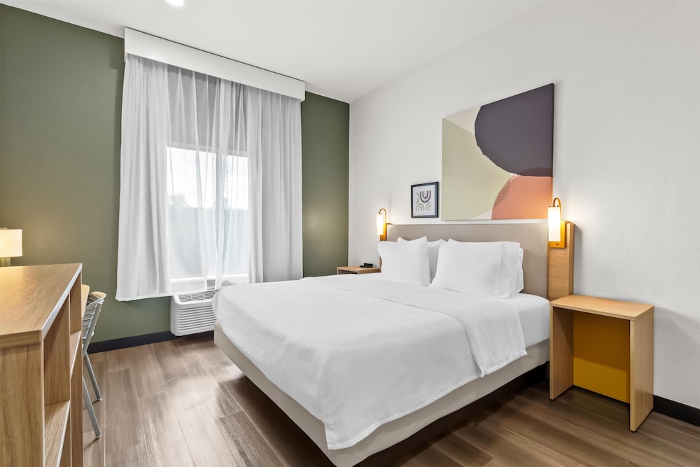 Room, 1 King Bed - Photo 1