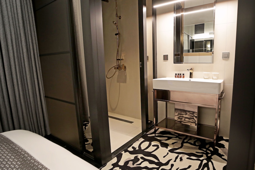 Signature Room photo 2